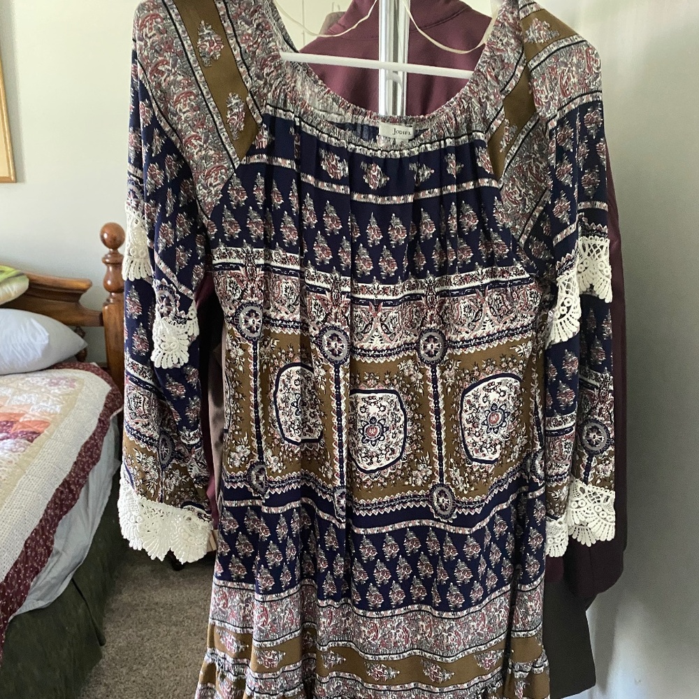 BRAND: Jodifl, Long sleeve ,knee length dress